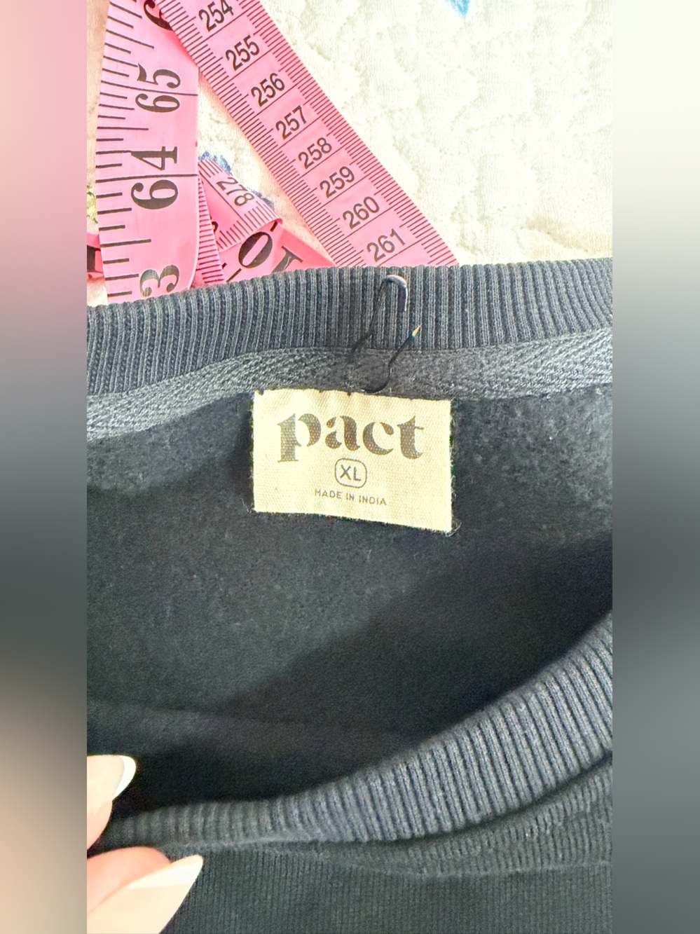 Pact NWOT Organic Cotton Cloud Brushed Fleece Crewneck Sweater Size XL - Picture 6 of 11